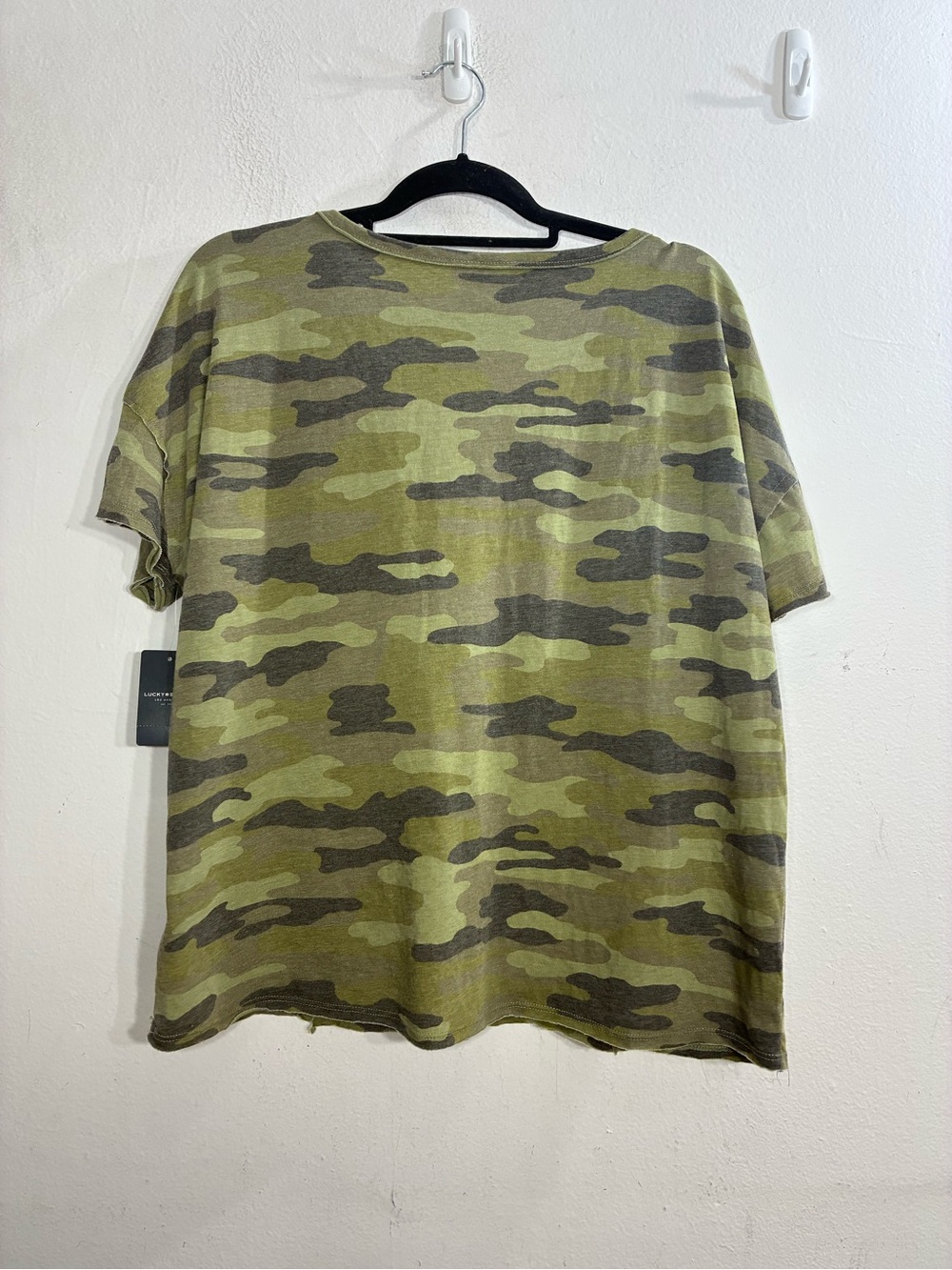 Lucky Brand Olive and Dark Green Camo V-Neck Tee - Picture 6 of 8